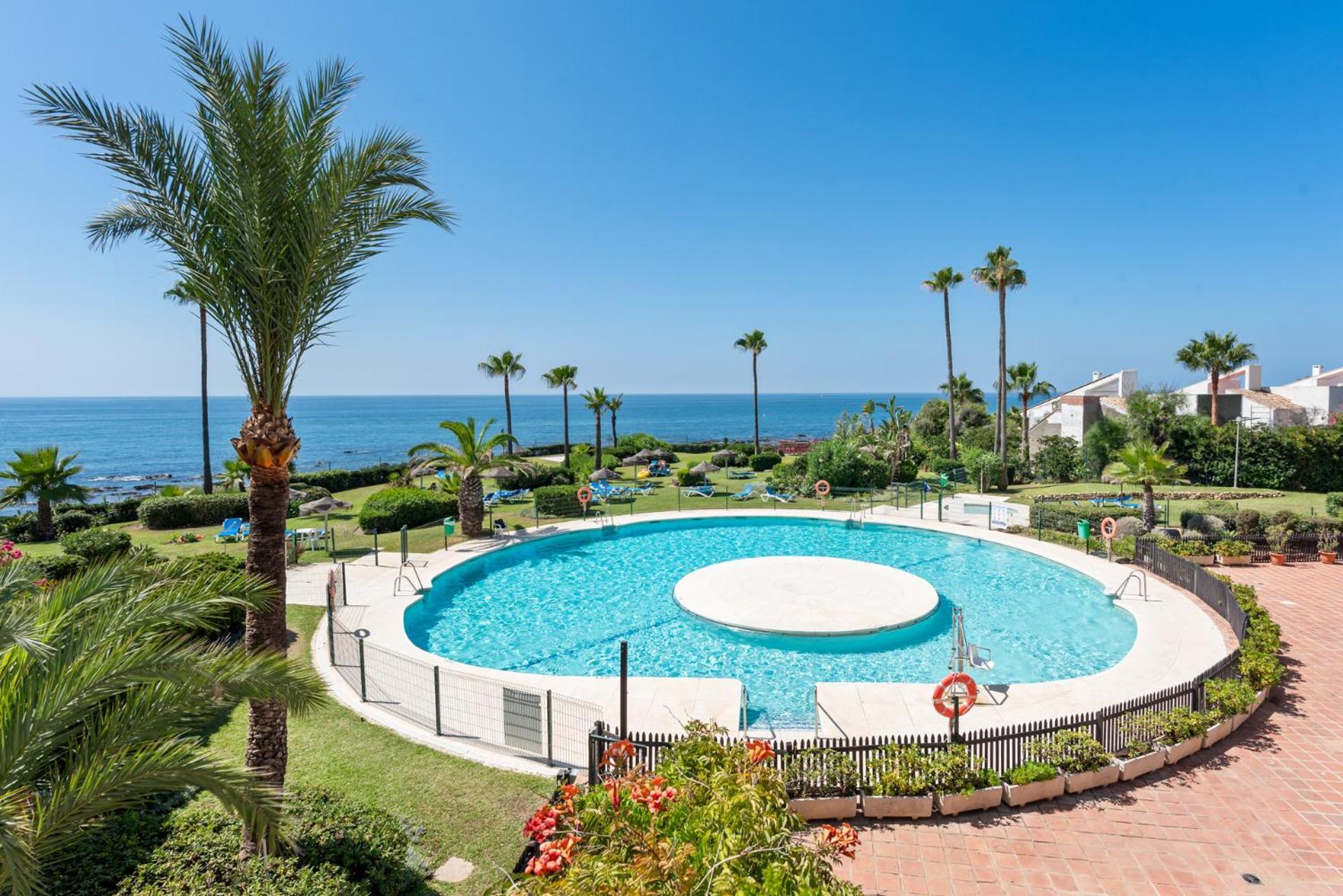 Miraflores Apartments By The Beach Costa Del Sol Sitio de Calahonda Exteriör bild