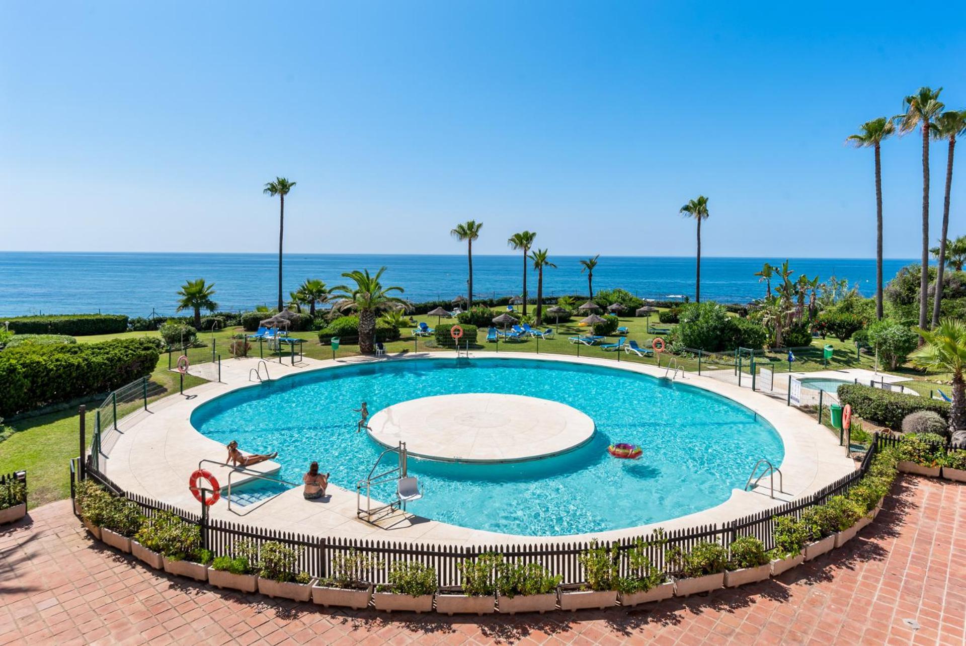 Miraflores Apartments By The Beach Costa Del Sol Sitio de Calahonda Exteriör bild