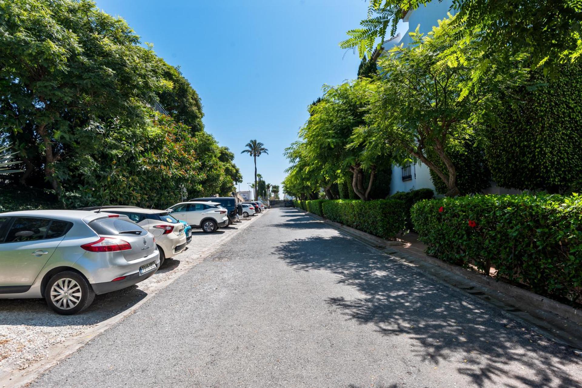 Miraflores Apartments By The Beach Costa Del Sol Sitio de Calahonda Exteriör bild