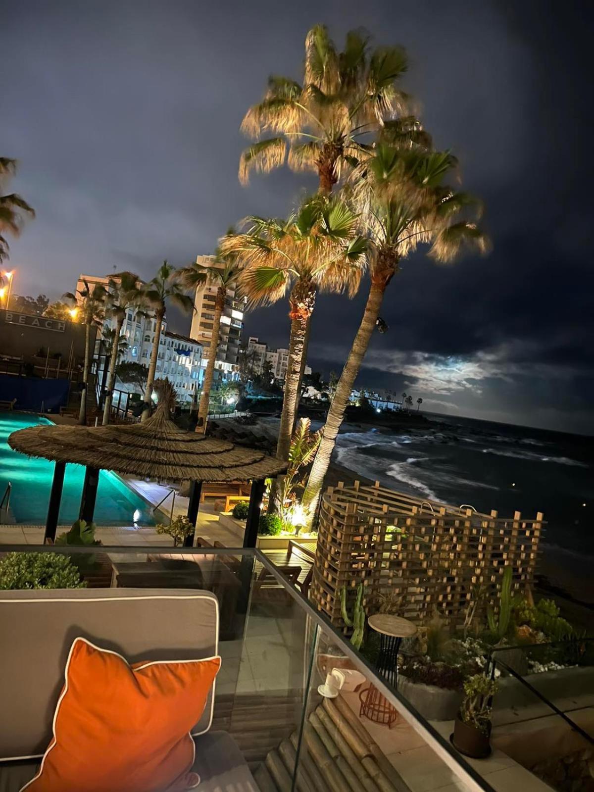 Miraflores Apartments By The Beach Costa Del Sol Sitio de Calahonda Exteriör bild